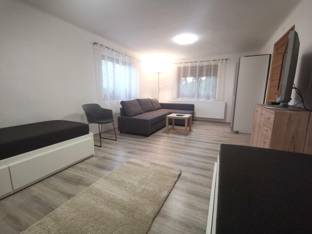 Szent Erzsebet Apartmanhaz Kecskemét المظهر الخارجي الصورة